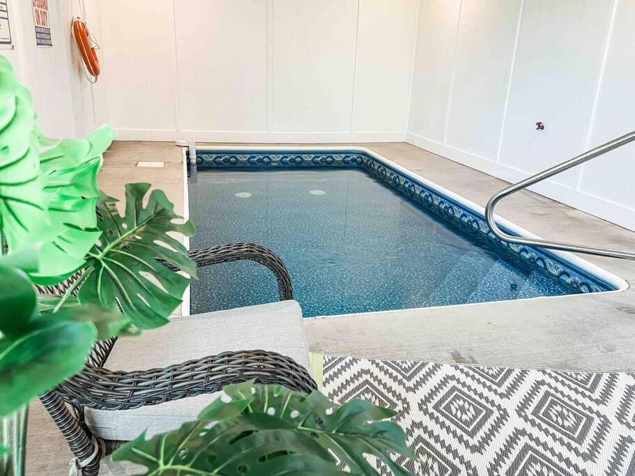 Indoor Heated Pool Hot Tub Cabin Sevierville Esterno foto