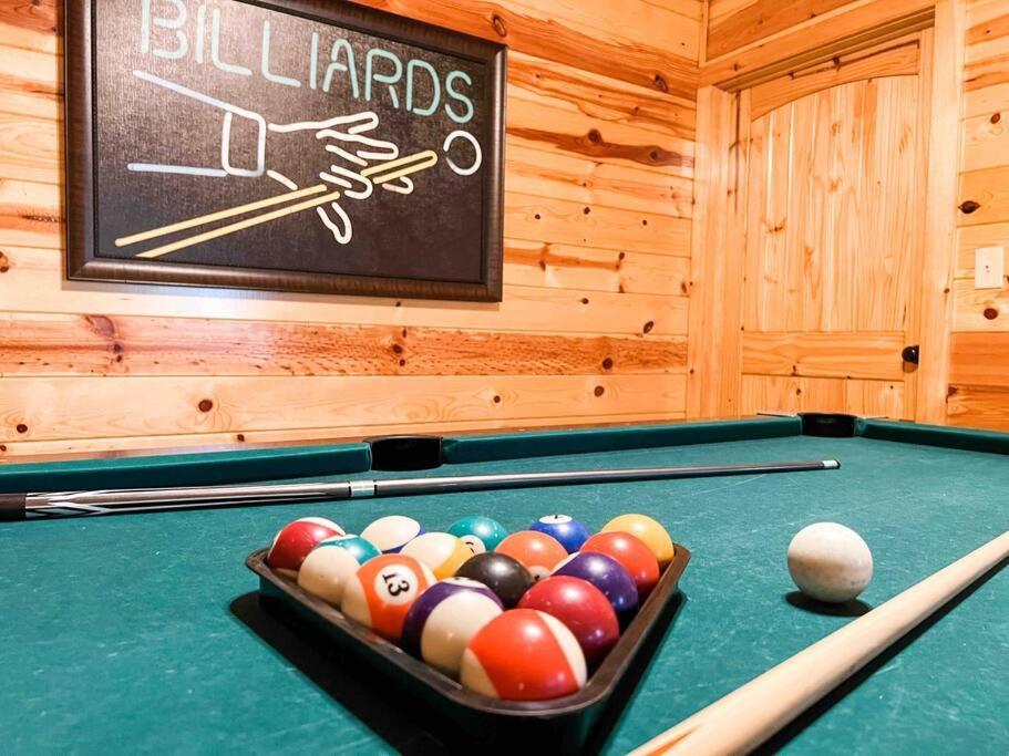 Indoor Heated Pool Hot Tub Cabin Sevierville Esterno foto