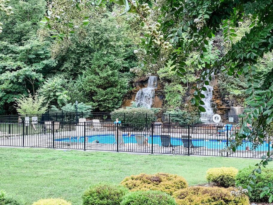 Indoor Heated Pool Hot Tub Cabin Sevierville Esterno foto