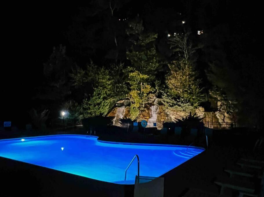 Indoor Heated Pool Hot Tub Cabin Sevierville Esterno foto